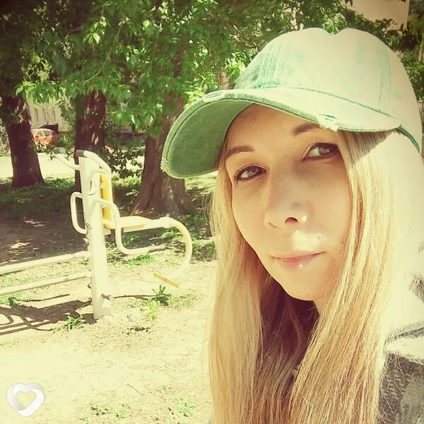 Аня